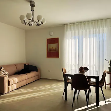 Loggetta Luna Appartamento Nuovo in Centro a Pescara Comfort Moderno Pescara