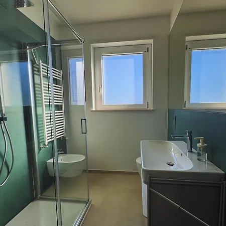 Loggetta Luna Appartamento Nuovo in Centro a Pescara Comfort Moderno Appartamento *