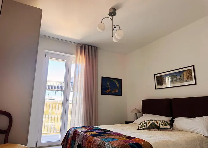 Loggetta Luna-Appartamento Nuovo In Centro A Pescara Apartamento